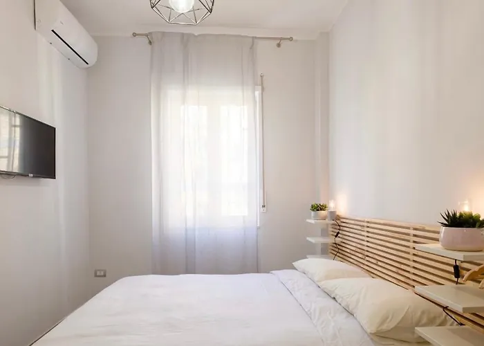 Gloria's - Vomero Lägenhet